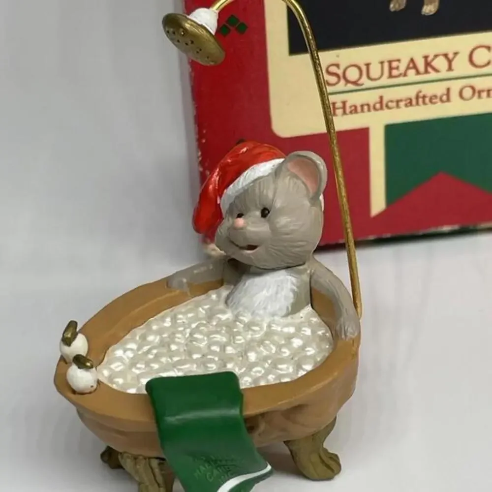 Hallmark merry mouse